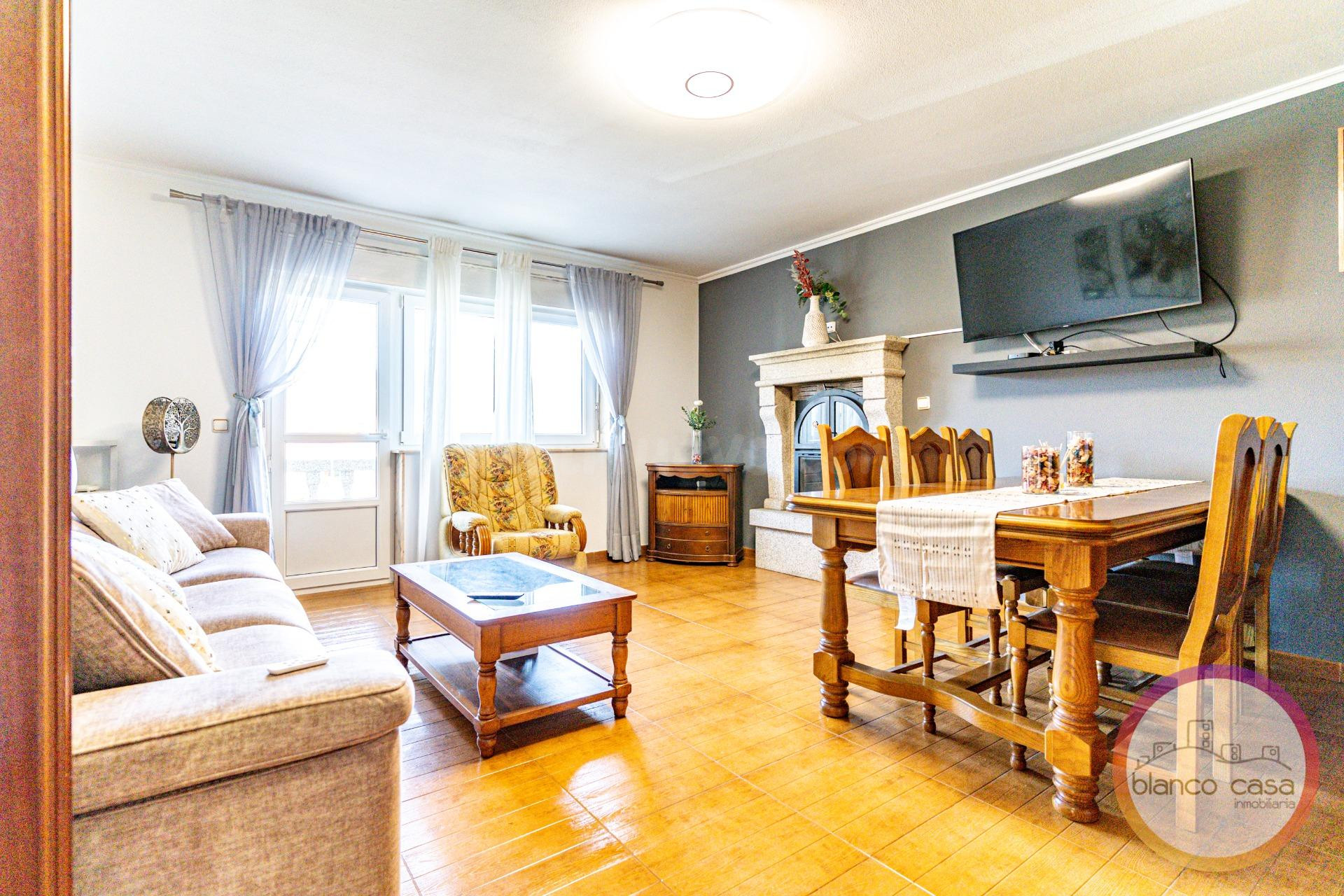 ¡CASA LISTA para ENTRAR con 382 m2 con TERRAZA+ TERRENO por  - foto 3