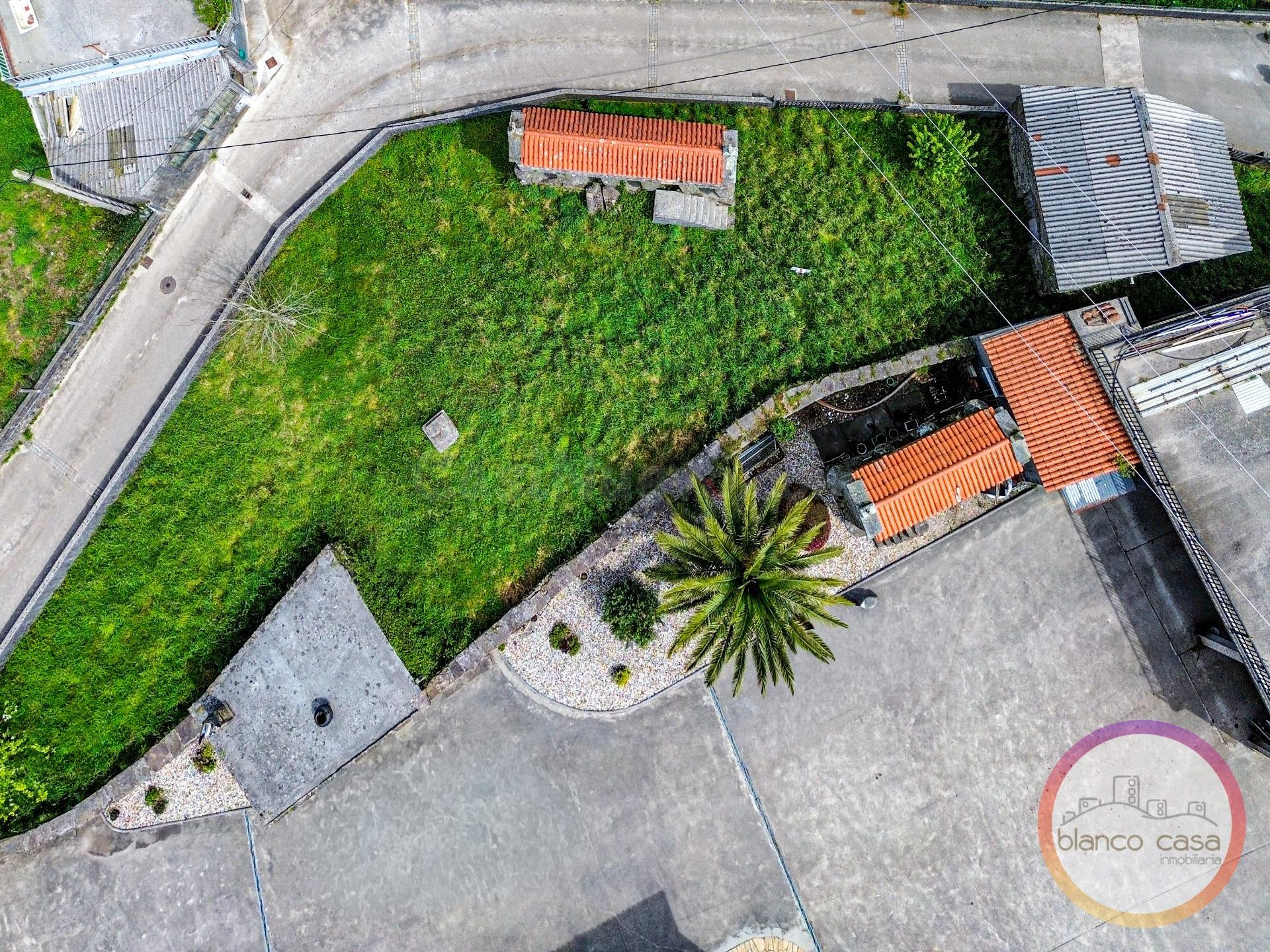 FINCA RÚSTICA con HÓRREO y GALPÓN de Piedra (OLVEIRA — DUMBR - foto 2
