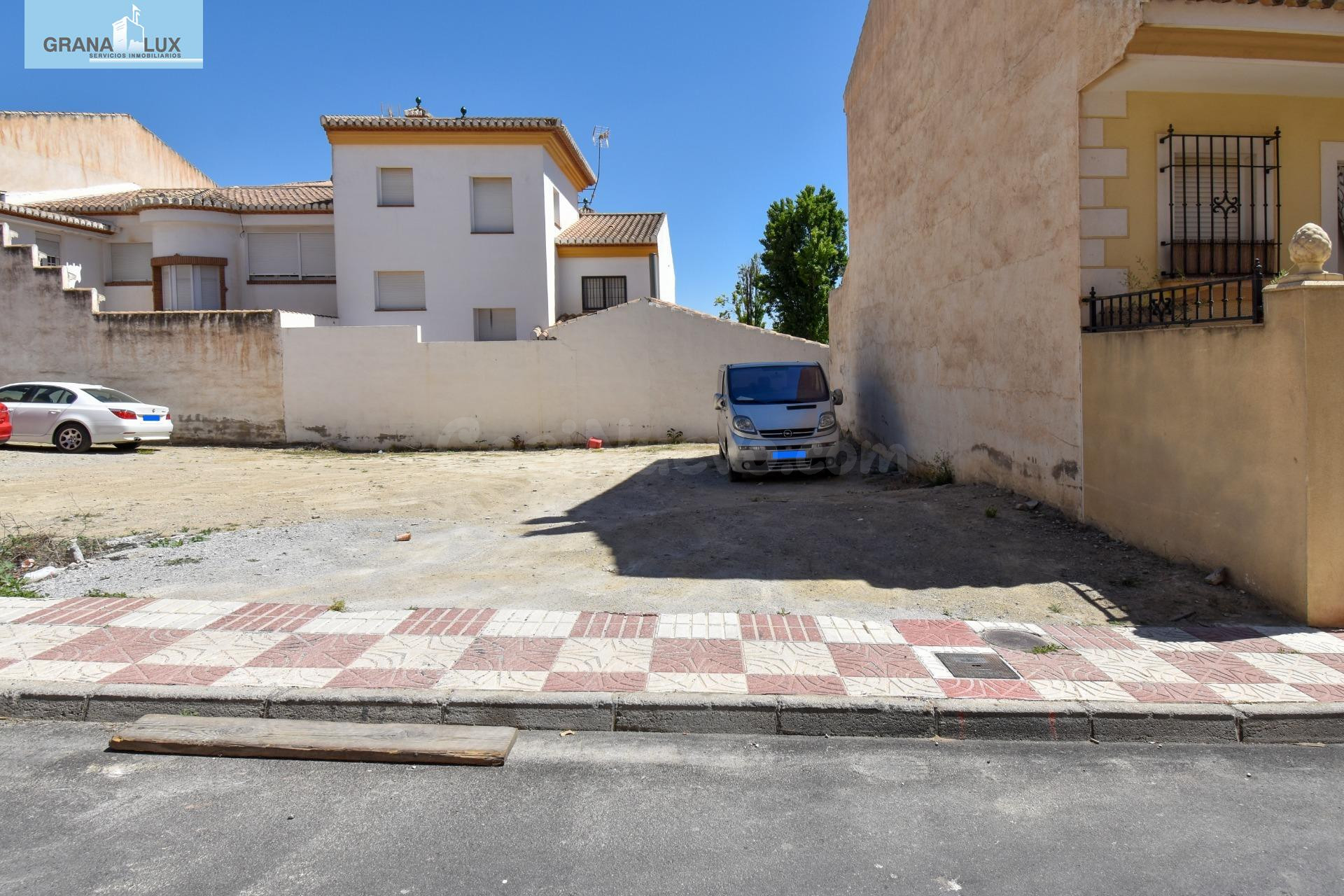Se vende solar en Calle Córdoba 9, una de las mejores zonas 