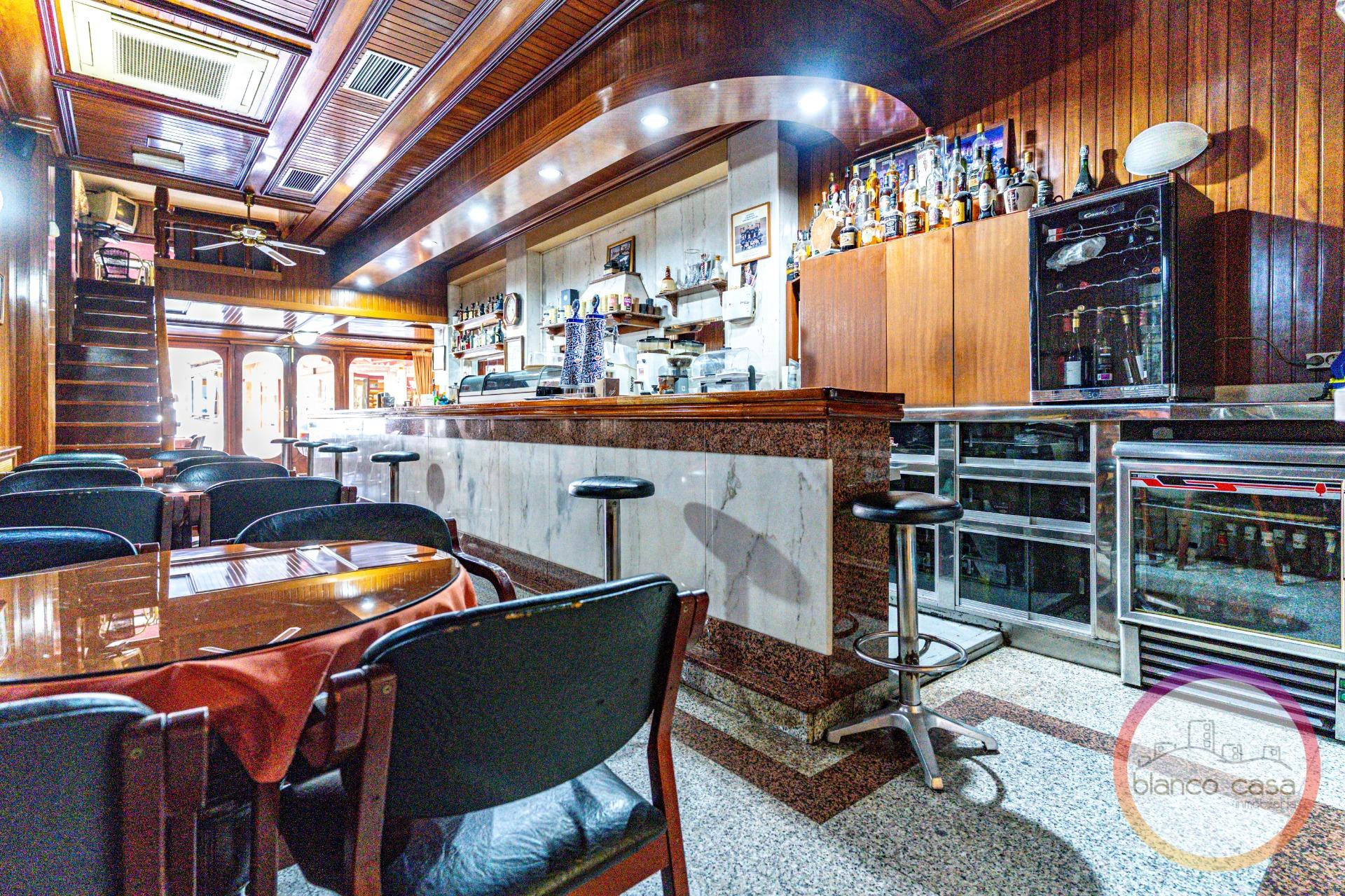 ¡BAR EN PLENO CENTRO DE CARBALLO POR 229.000€! - foto 5