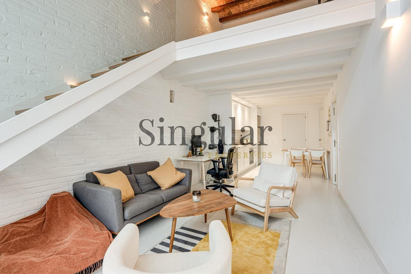Dúplex tipo loft en el corazón de Gràcia - foto 2