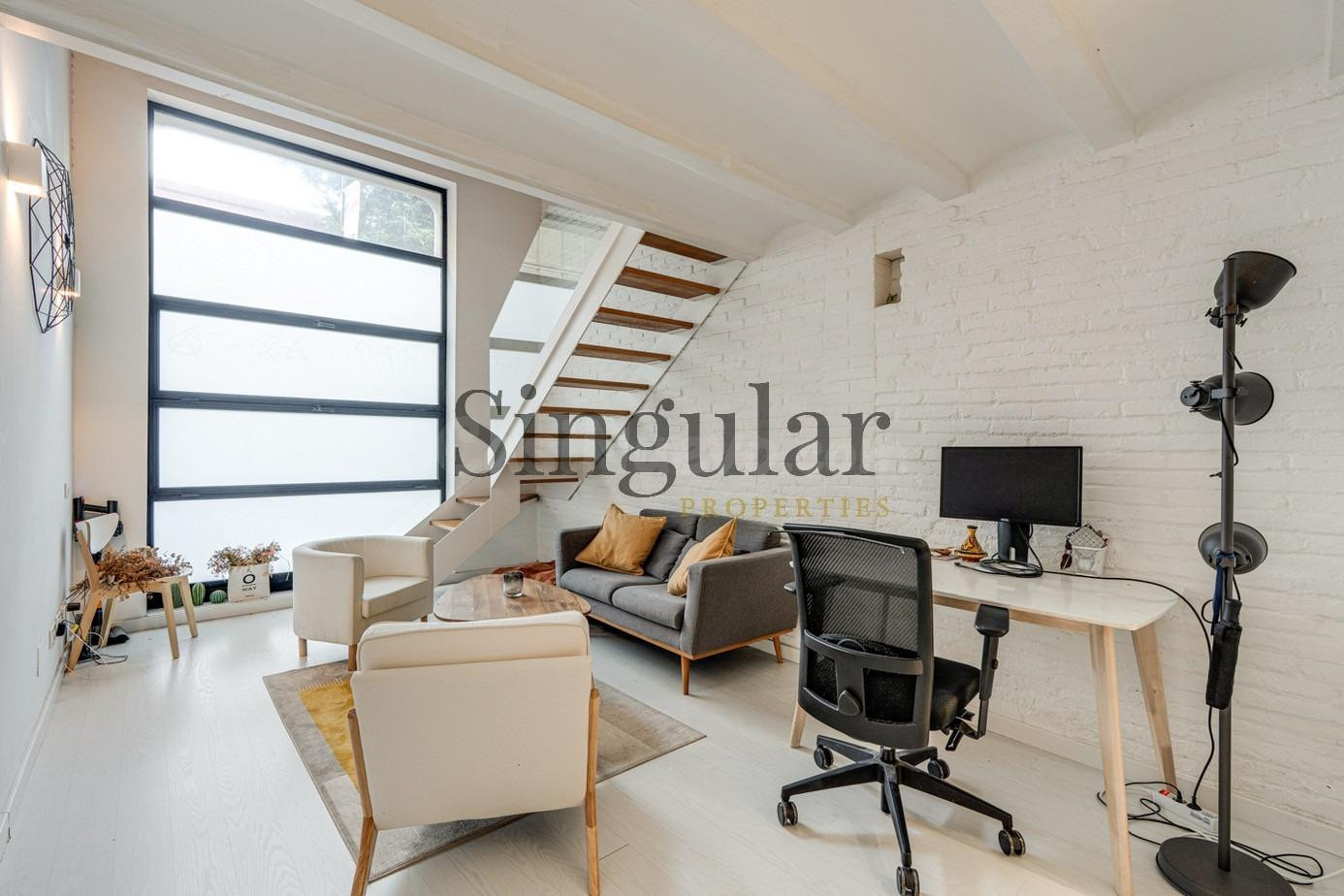Dúplex tipo loft en el corazón de Gràcia - foto 3