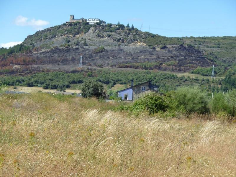 FINCA RUSTICA A  LA ENTRADA DE CONGOSTO DESDE S. MIGUEL. ZON