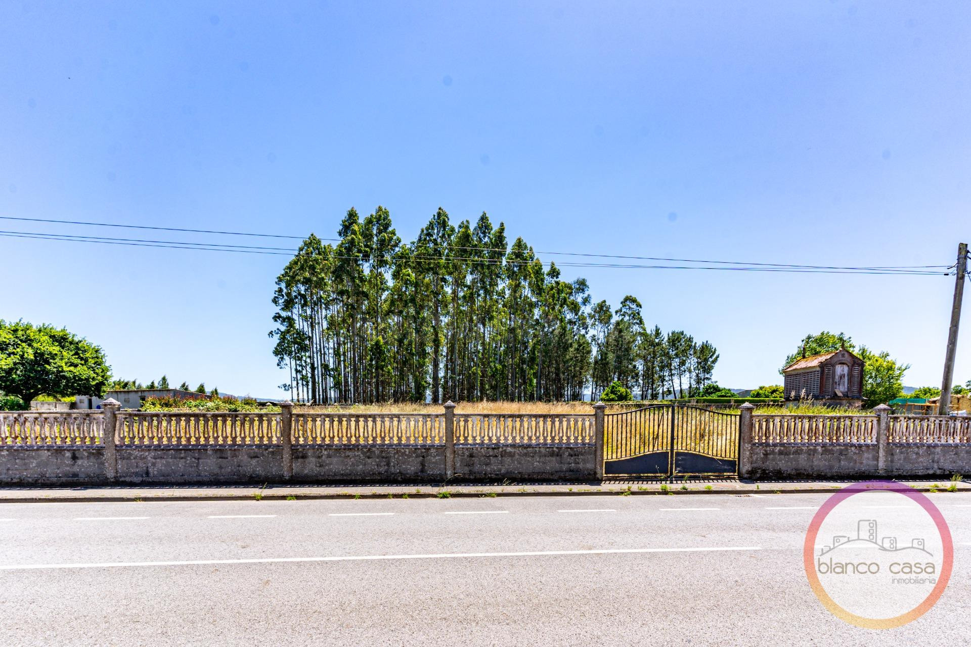 SOLAR URBANO en VENTA cerrado y con DOBLE ACCESO a 2,5 Km de - foto 3
