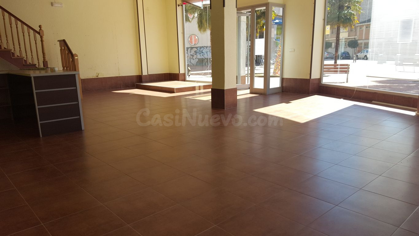 lOCAL COMERCIAL - foto 2