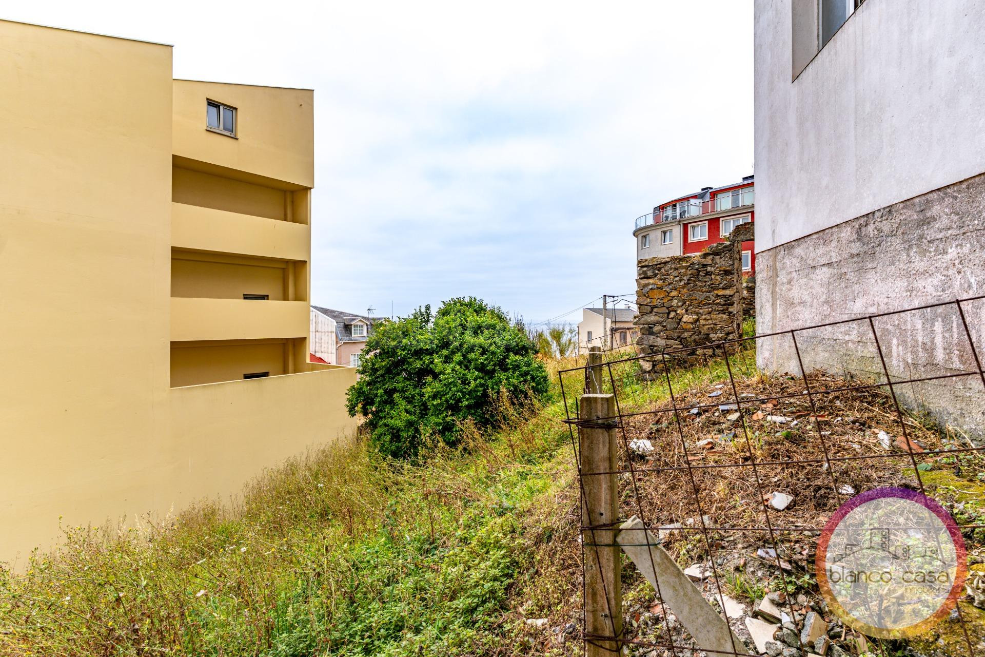 Oportunidad única en Malpica: 3 solares urbanos a 200 metros - foto 3
