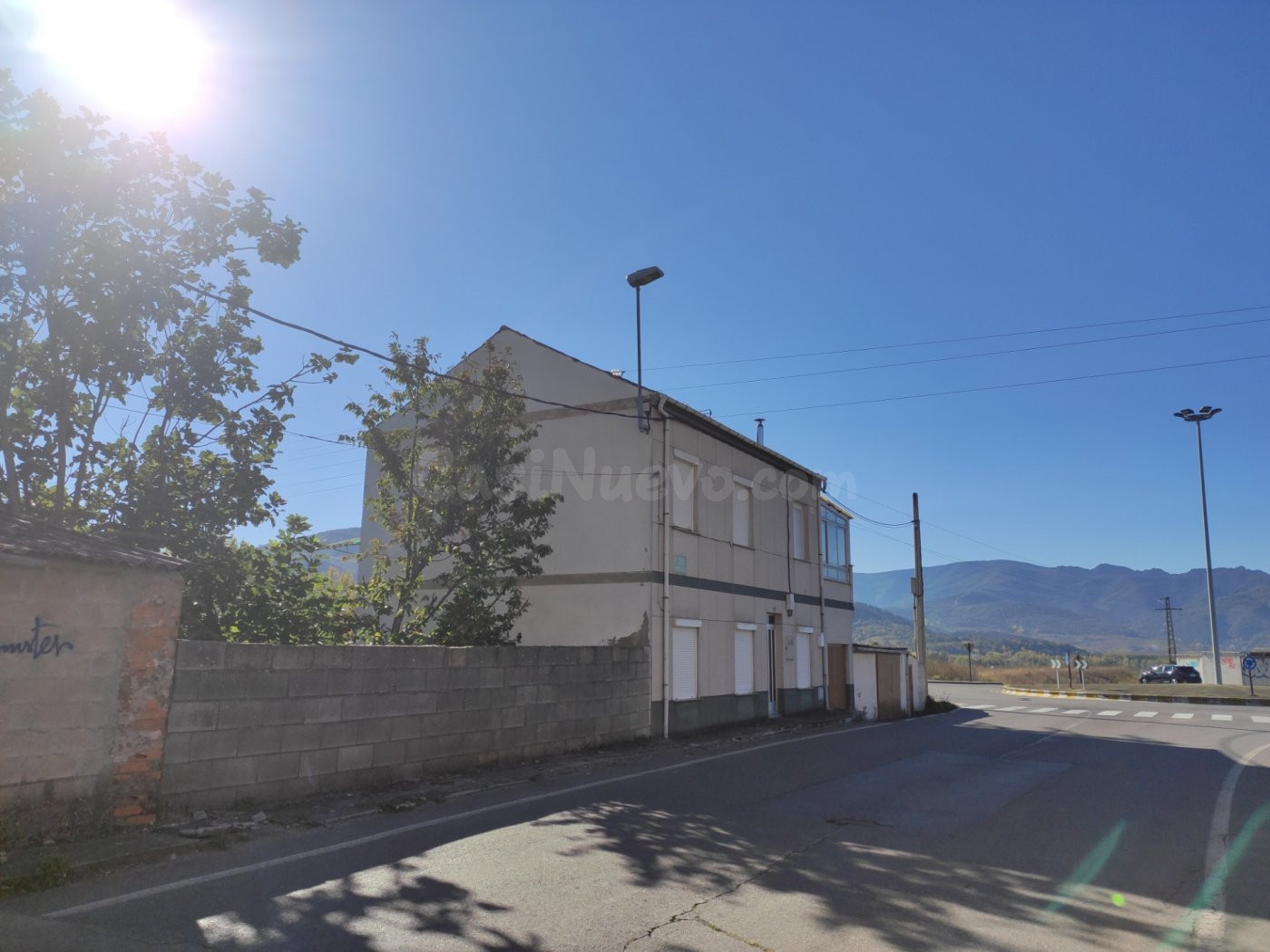 Casa con terreno en Cuatrovientos