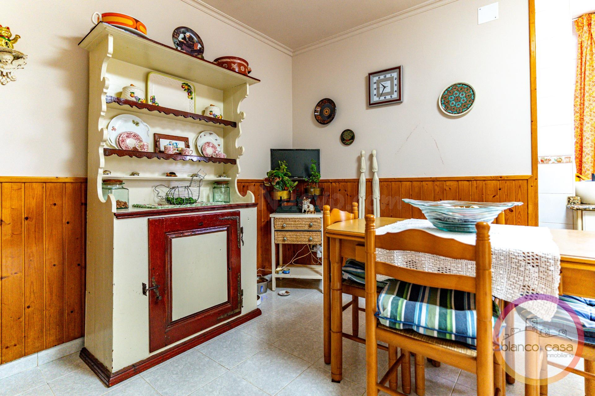 Casa con 1.487 m2 de terreno por solo 169.900 € | A 8 km de  - foto 5
