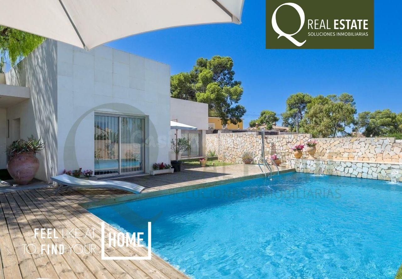 Chalet de lujo con piscina en Cabo Huertas, Alicante