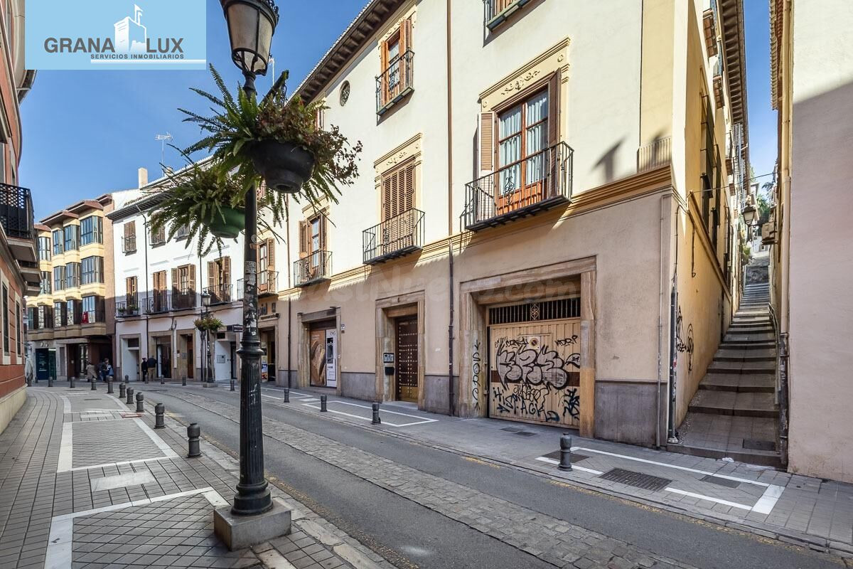 Vivienda en pleno centro de Granada, junto a Isabel la Católica