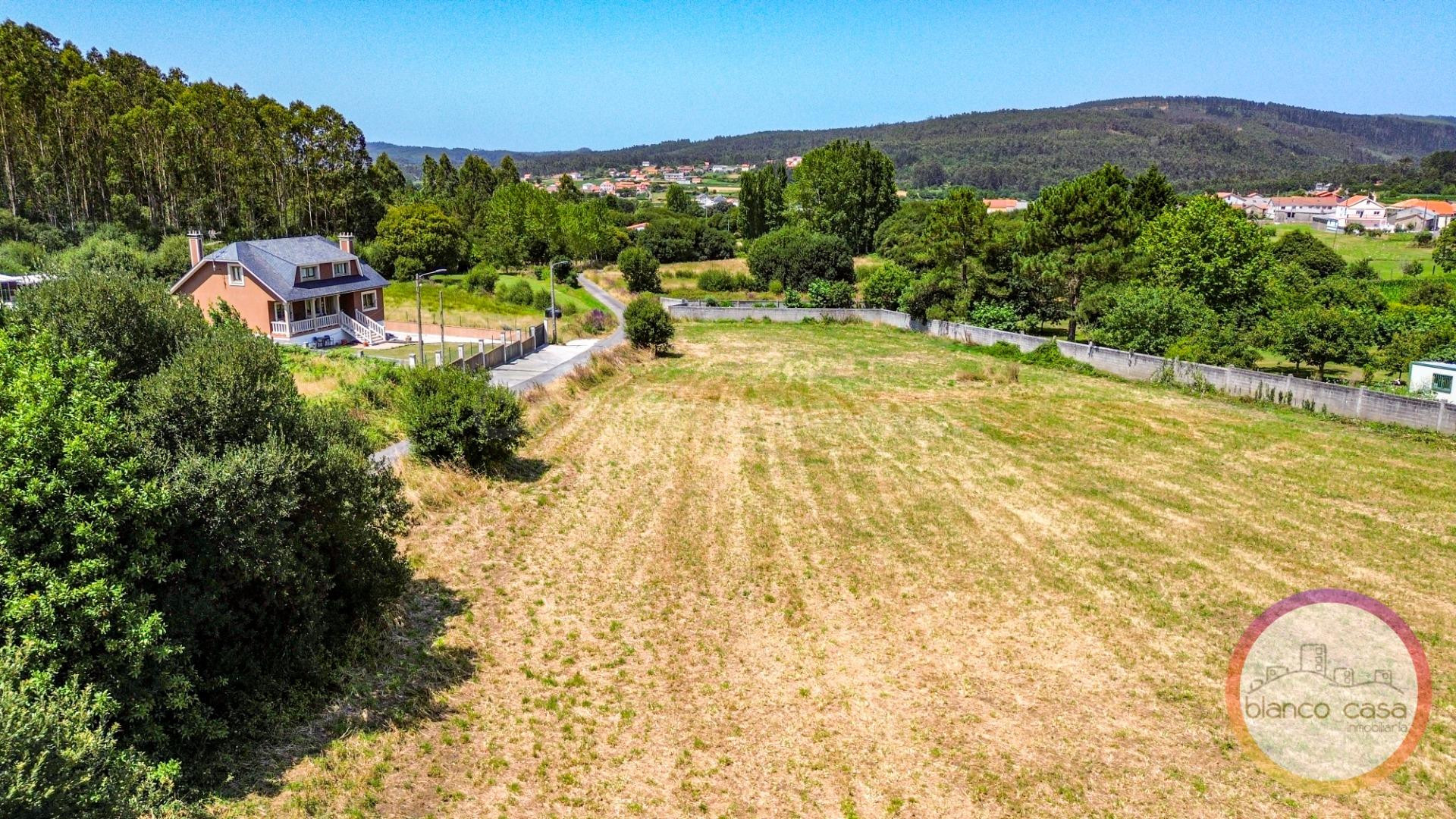 AMPLIO SOLAR en VENTA a 5 Km de la RAZO (Carballo - A Coruña - foto 5