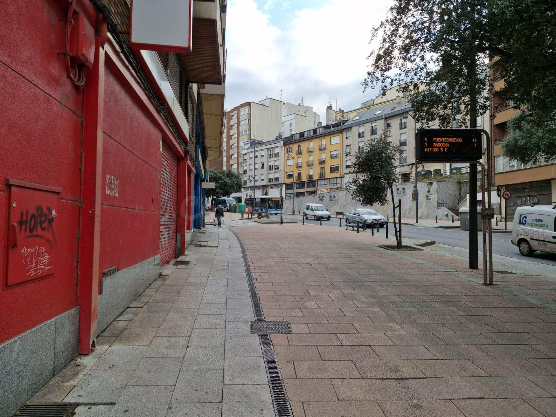 Local comercial zona alta - foto 4