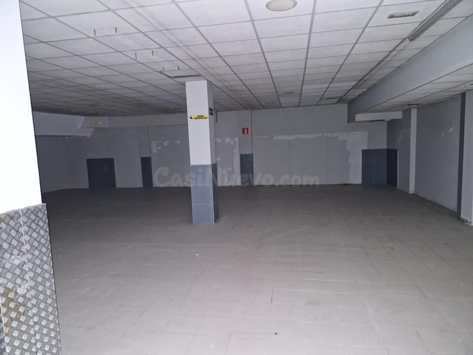 Local comercial zona alta - foto 5