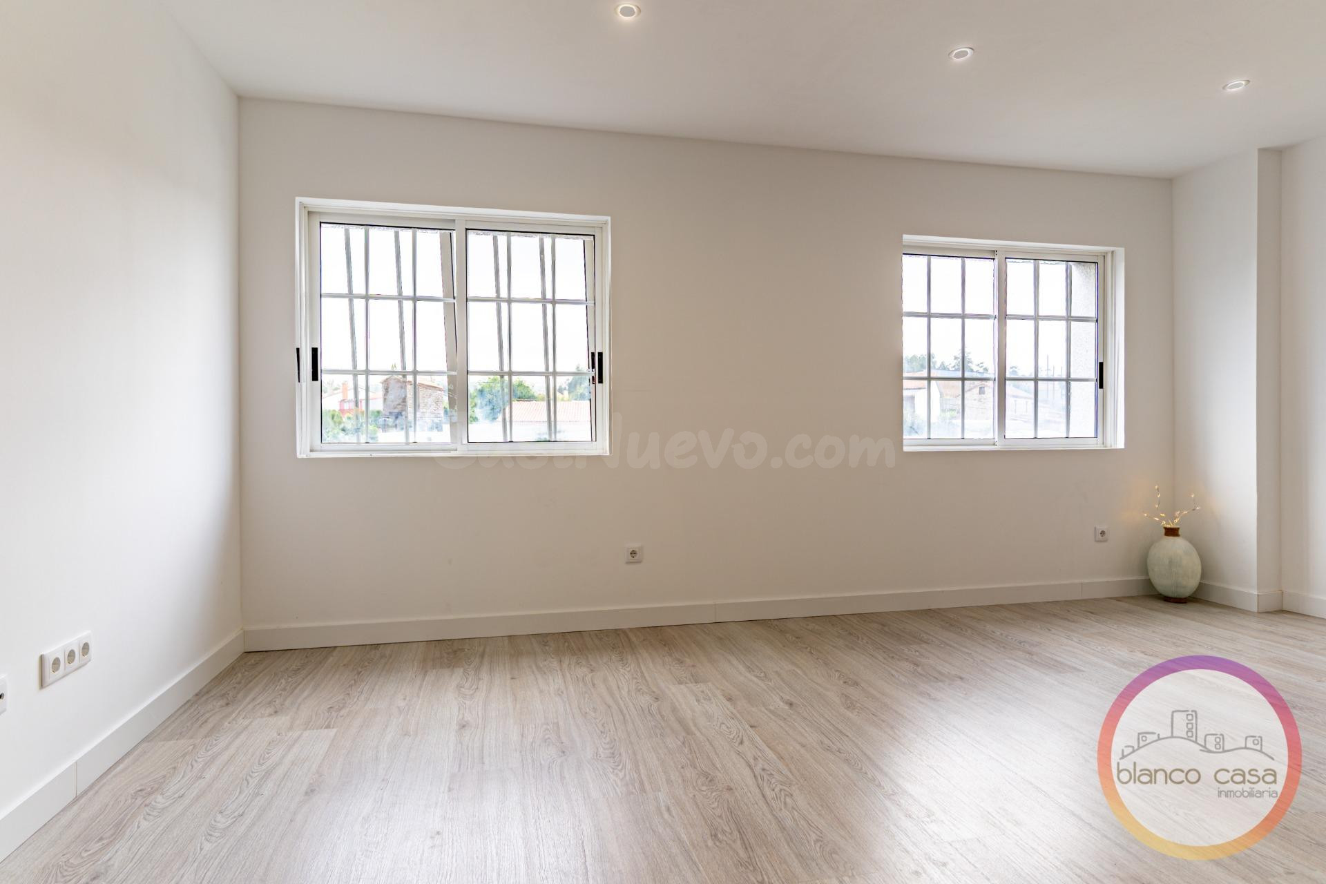 PISO a ESTRENAR de 135 m2 y 4 DORMITORIOS | AGUALADA(Corista - foto 2
