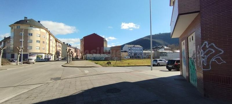 Terreno urbano Flores del sil - foto 3