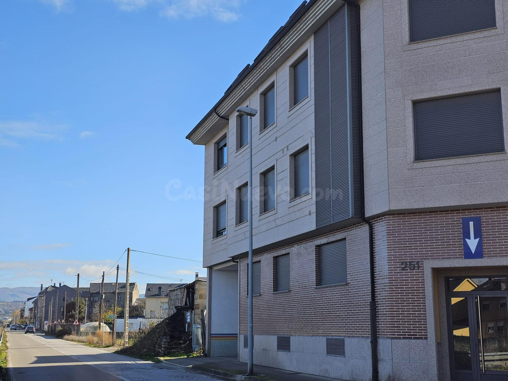 Impecable Casa Nueva en Cuatrovientos, Ponferrada – ¡Tu Hoga