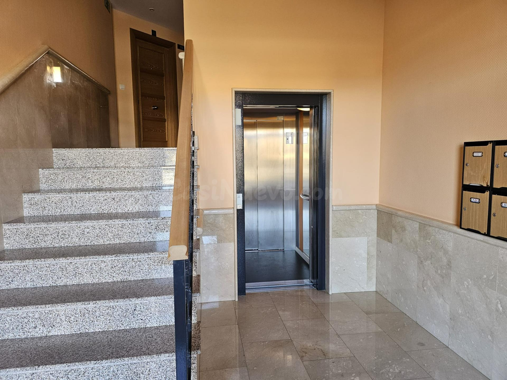 Impecable Casa Nueva en Cuatrovientos, Ponferrada – ¡Tu Hoga - foto 2