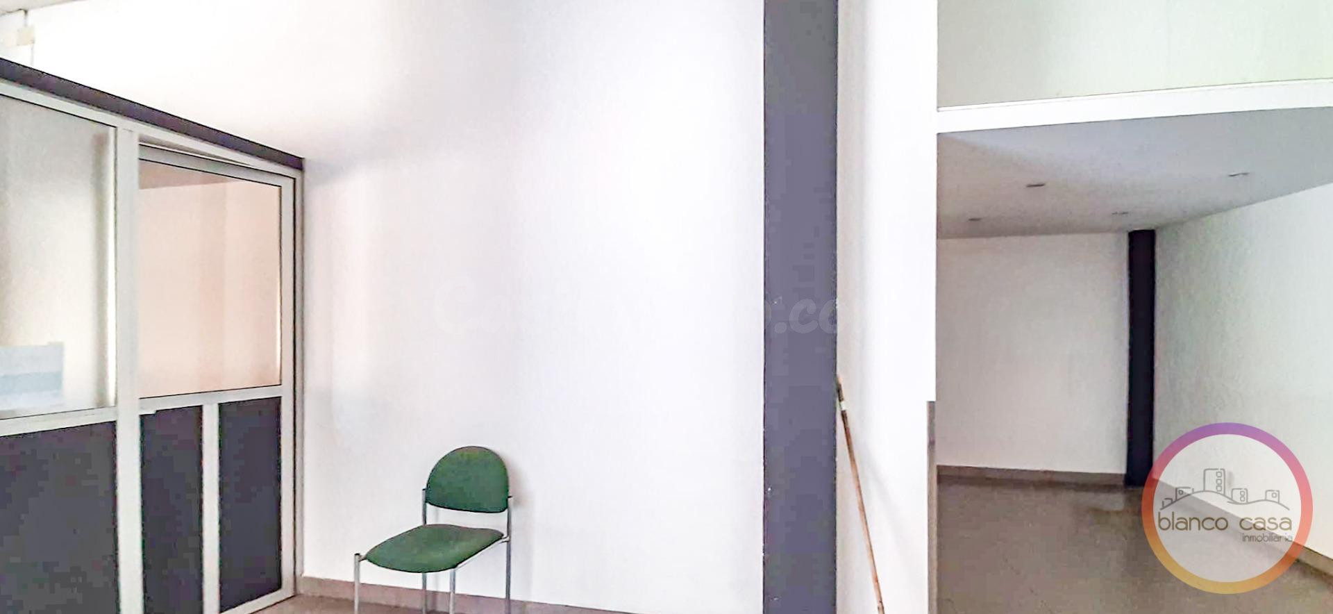 ✨ LOCAL COMERCIAL DE 150 m2 PONTECESO – 115.000 € - foto 3