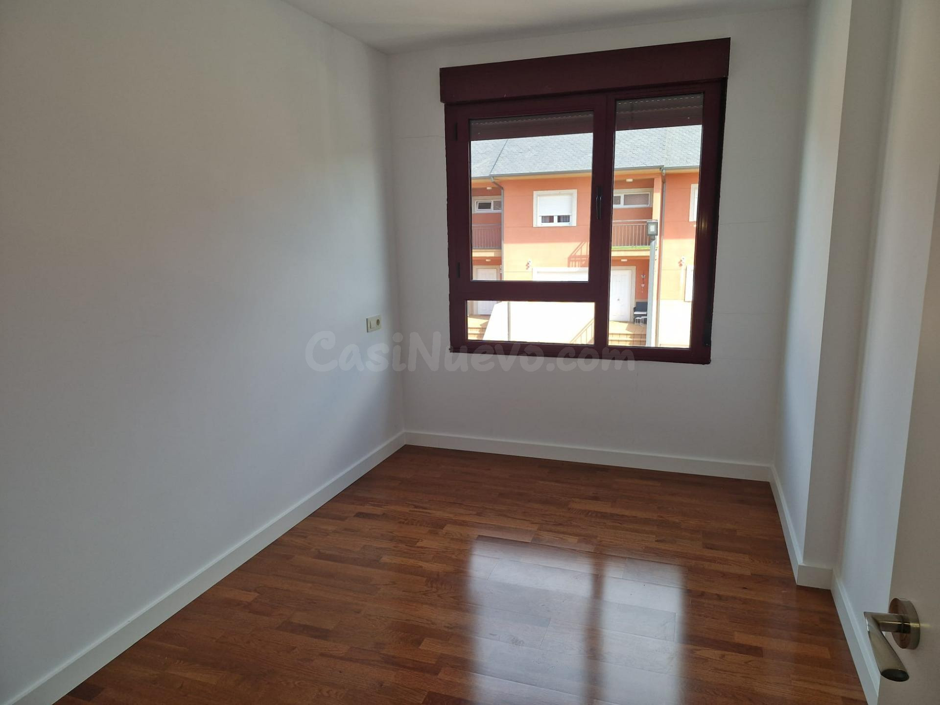 Amplio y Moderno Piso en Camponaraya - Ideal para Tu Familia - foto 5