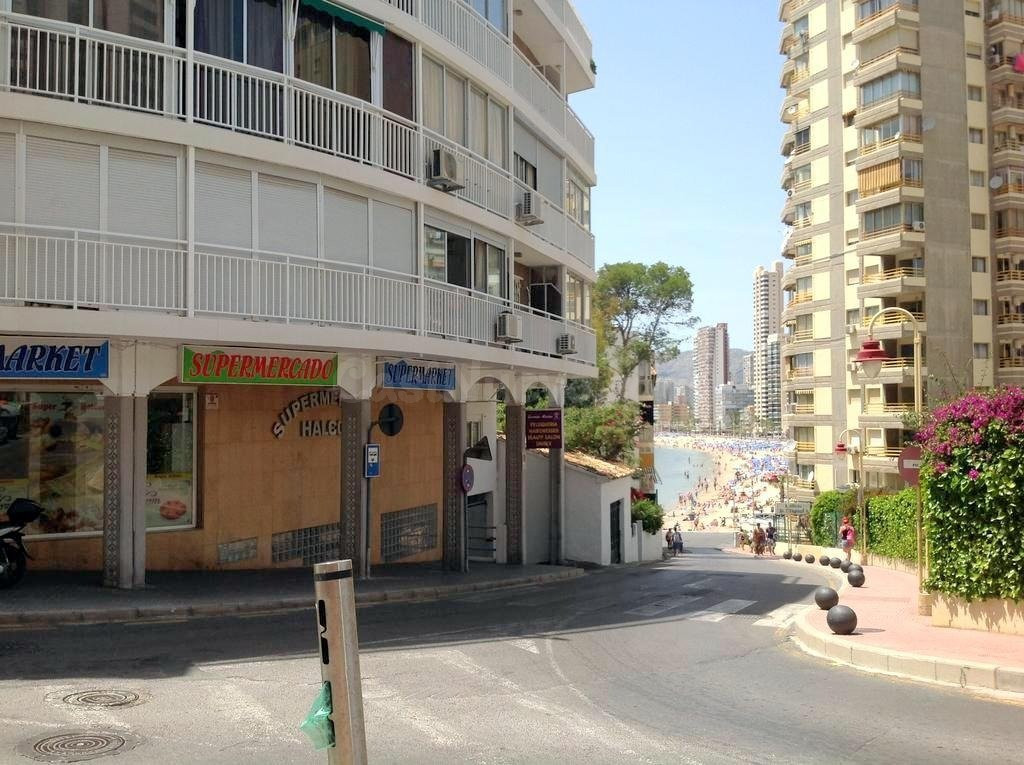 LOCAL COMERCIAL DENTRO DE GALERIA CON OTROS NEGOCIOS ,SUPERM - foto 4