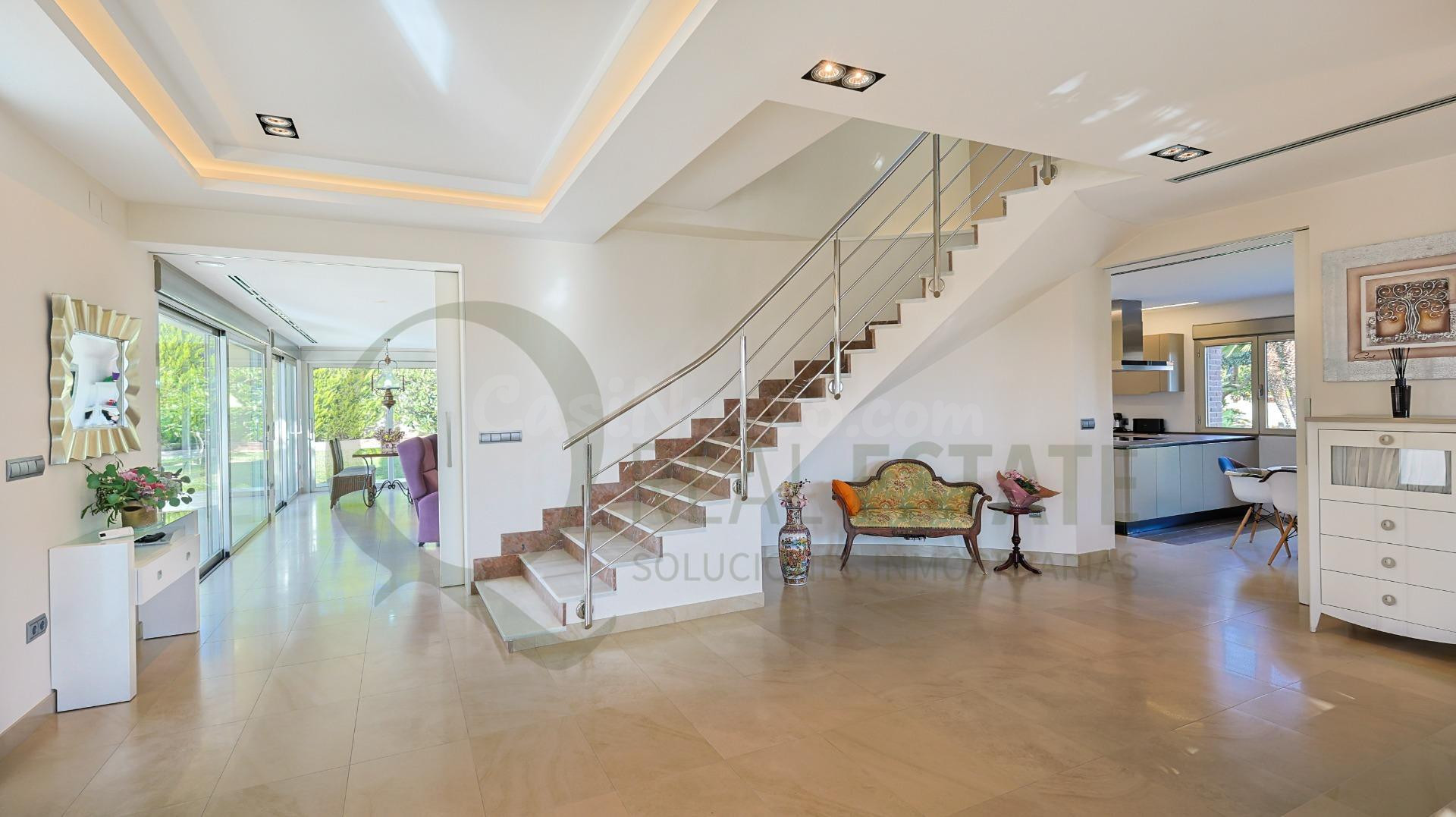 IMPRESIONANTE CHALET EN SAN VICENTE DEL RASPEIG - foto 3