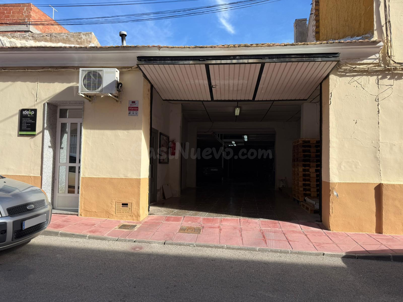 AMPLIO LOCAL/ALMACÉN EN MOLINA DE SEGURA