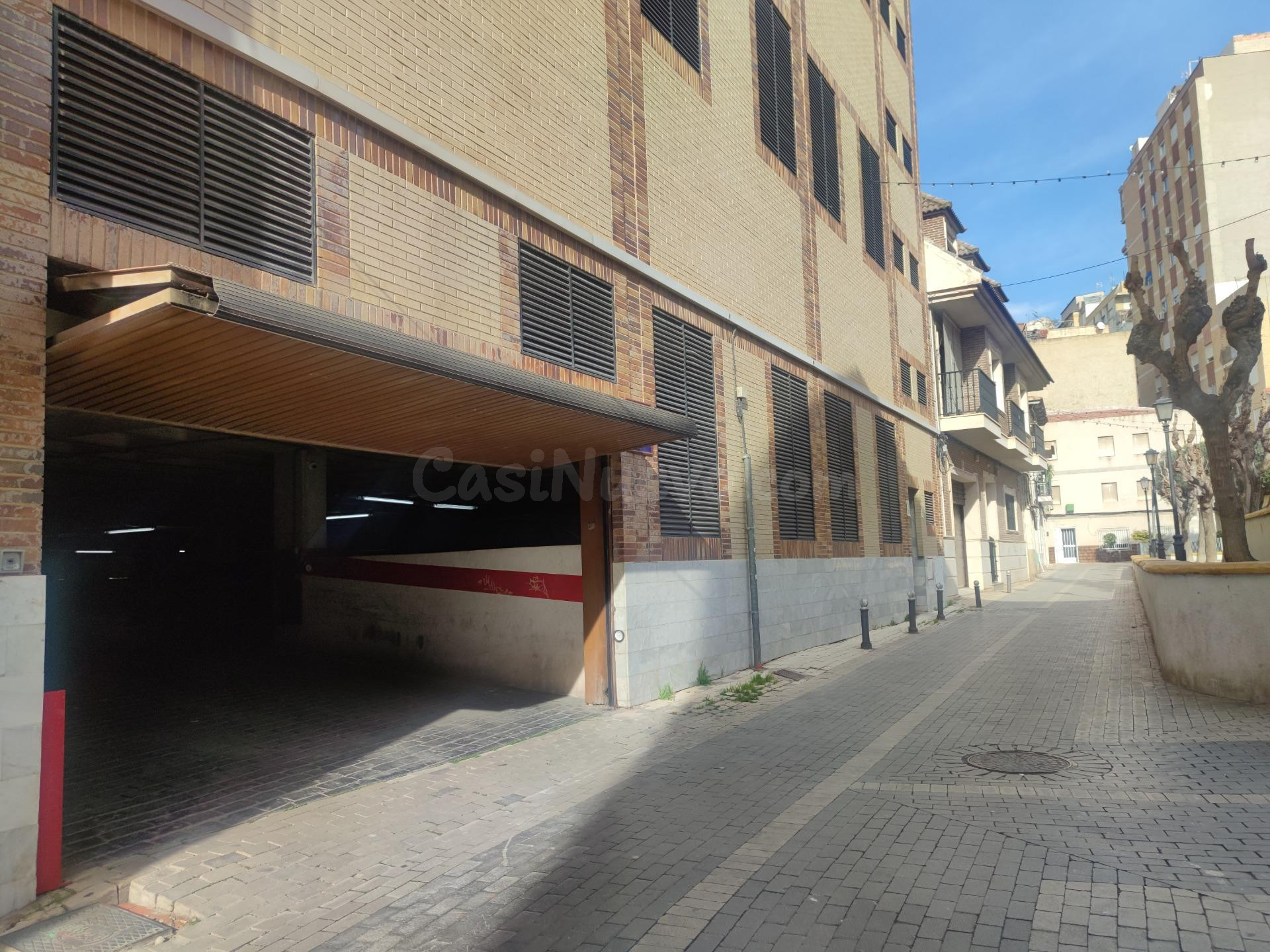 Plaza de garaje en Molina centro - foto 3