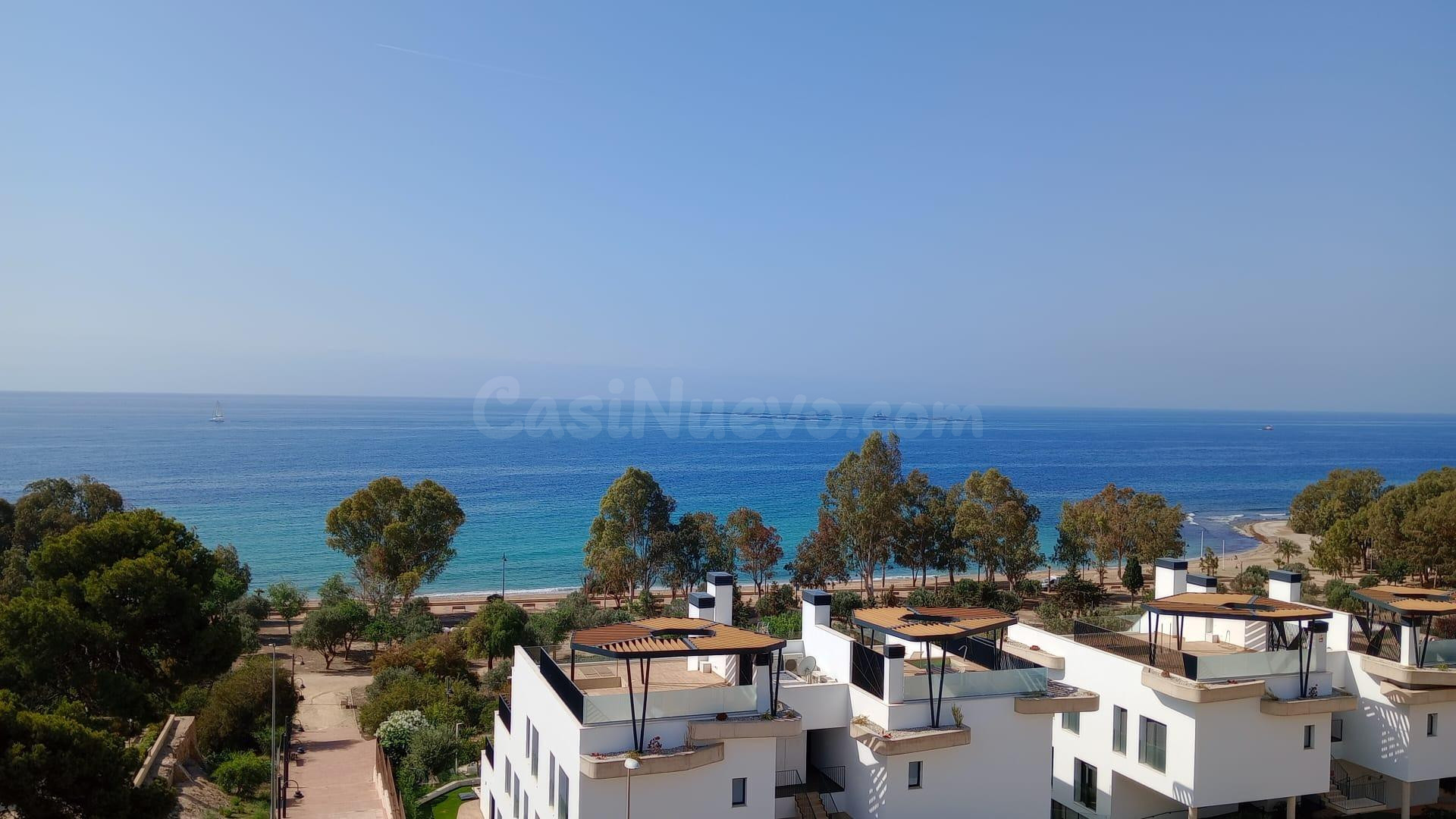 Espectacular Ático Dúplex de obra nueva en 1 Linea de playa Villajoyosa