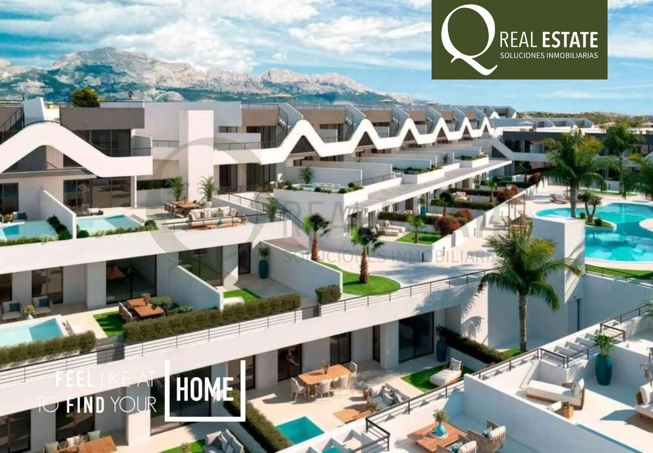 Piso en venta en Alfaz del Pi con terraza, piscina y garaje