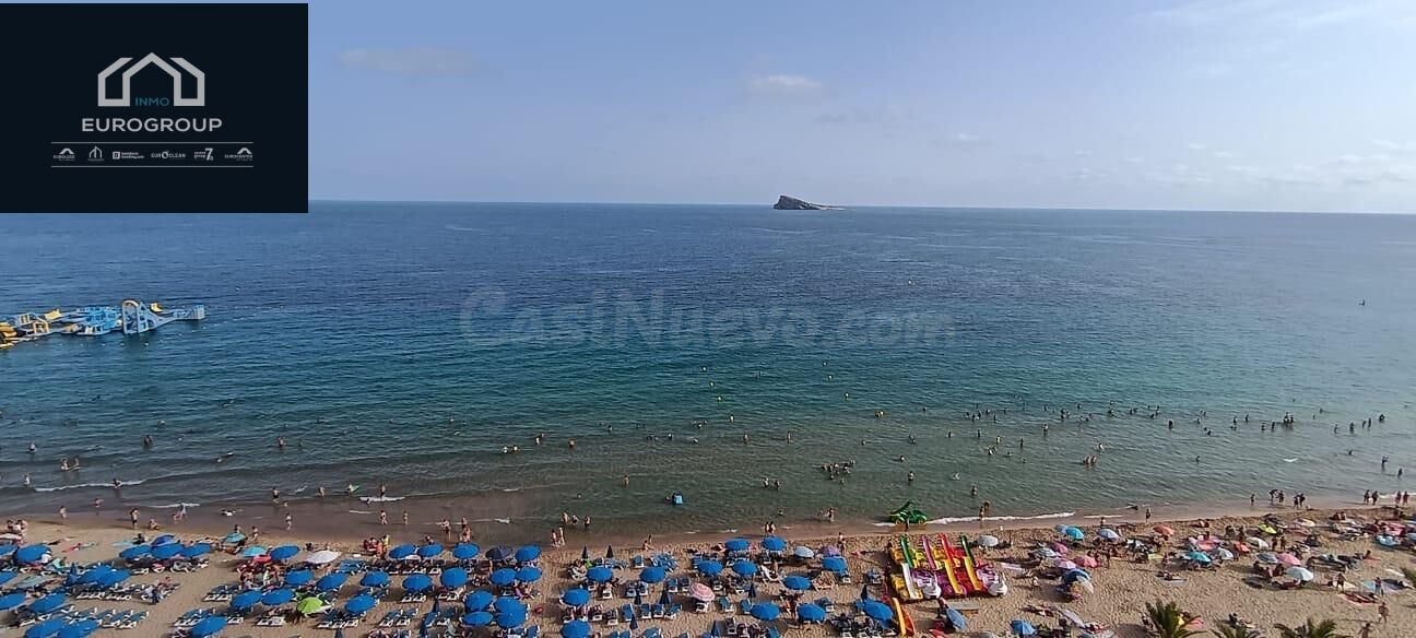 PISO EN 1ª LINEA DE PLAYA LEVANTE CON 3 DORMITORIOS , REFORMA INTEGRAL ,VISTAS AL MAR FANTASTICAS