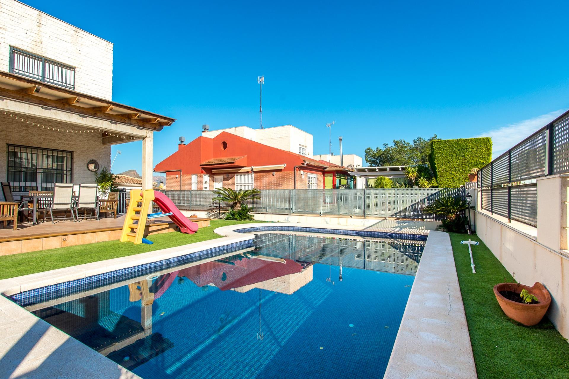 CHALET EN URB.MONTEPINAR - foto 2