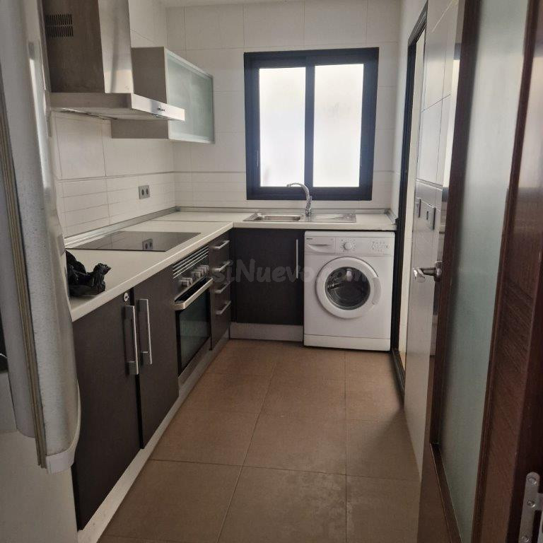 5 APTOS ( ENTRESUELOS ) DE DOS DORMITORIOS Y DOS BAÑOS EN EL - foto 5