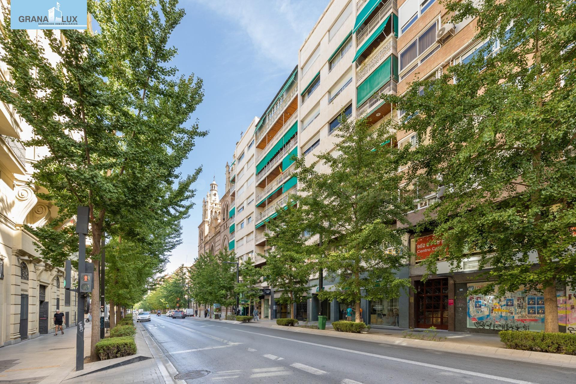 Local 377 m2 en Gran Vía – Centro Granada - foto 2
