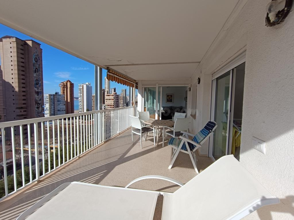 FANTÁSTICO PISO DE 3 DORMITORIOS Y 2 BAÑOS CON VISTAS AL MAR - foto 2