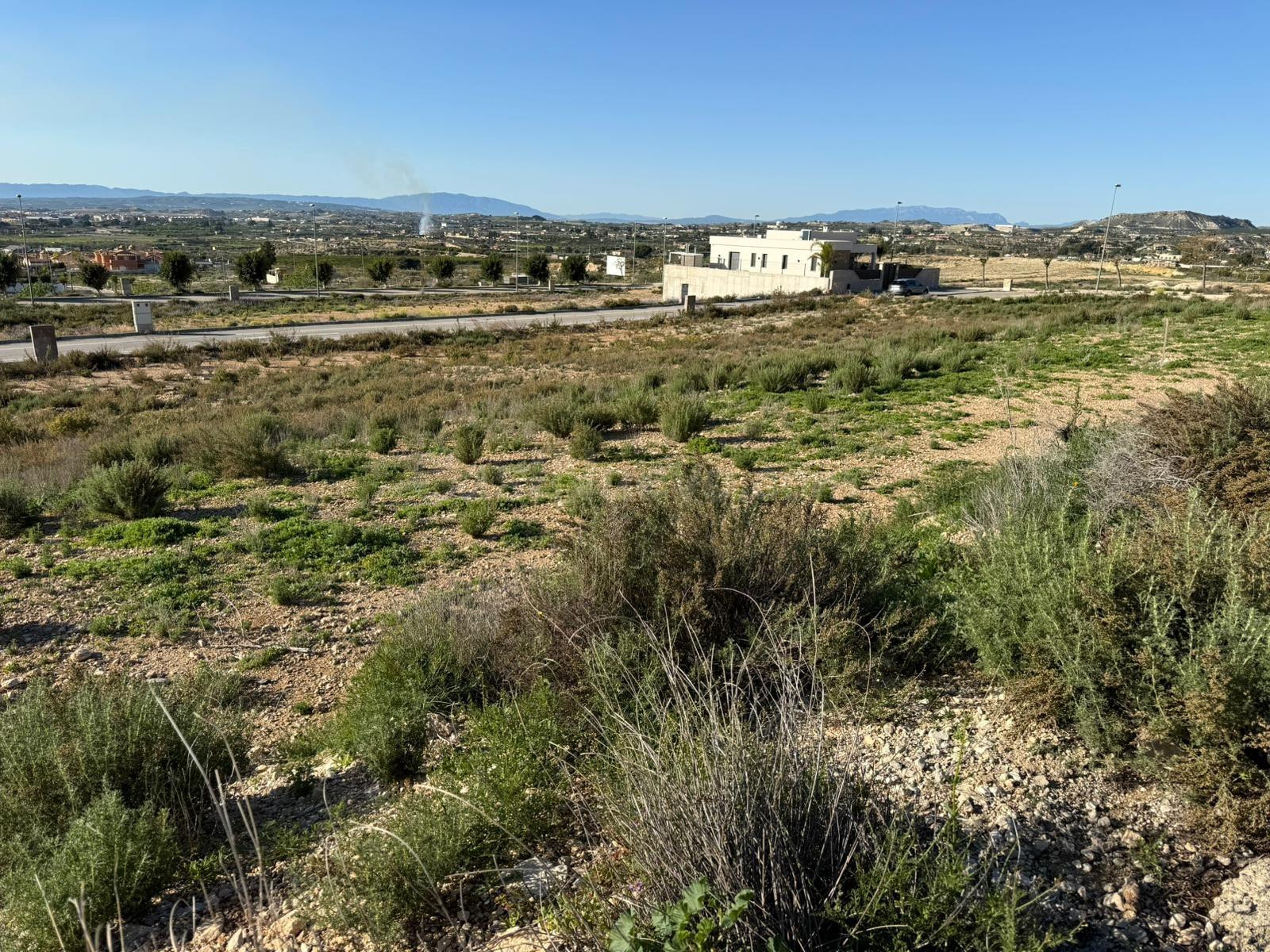 ✨ Oportunidad única en Las Kalendas zona residencial a escas - foto 5