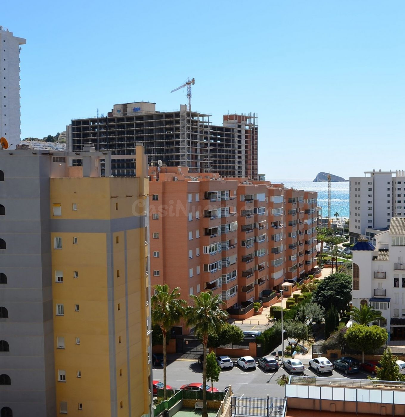 SE VENDE PISO CON GARAJE DE DOS DORMITORIOS CALA VILLAJOYOSA - foto 3