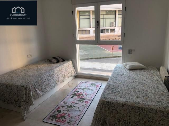 Amplio piso de 130 m2 en parte alta de  Av Europa , Benidorm - foto 5