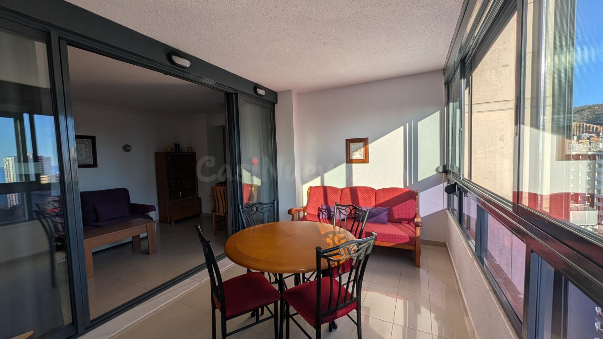 Apartamento en la mejor urbanización de Benidorm con garaje  - foto 5