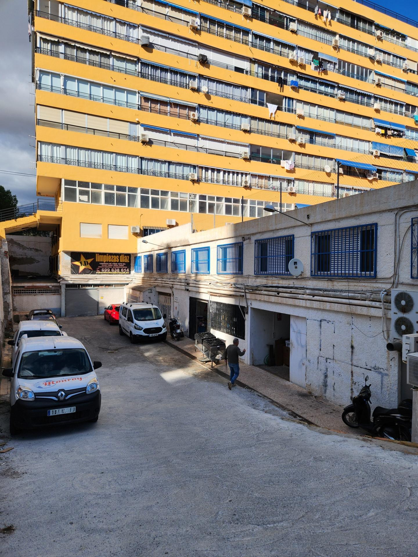 Nave en venta o alquiler,o alquiler  con opción a compra en 