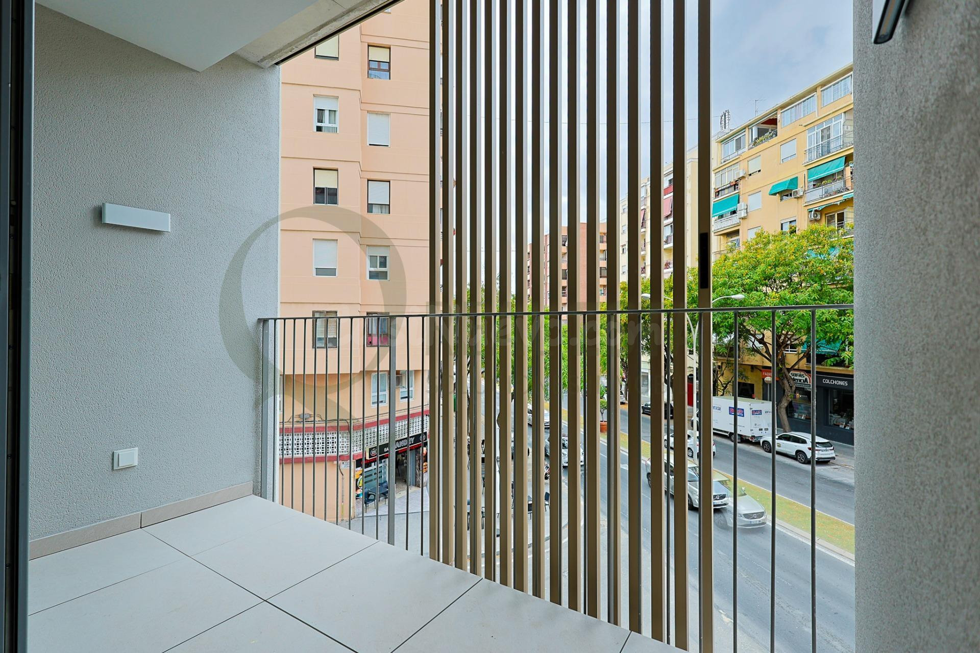 Piso a estrenar en Benalúa con garaje, trastero y piscina en - foto 3
