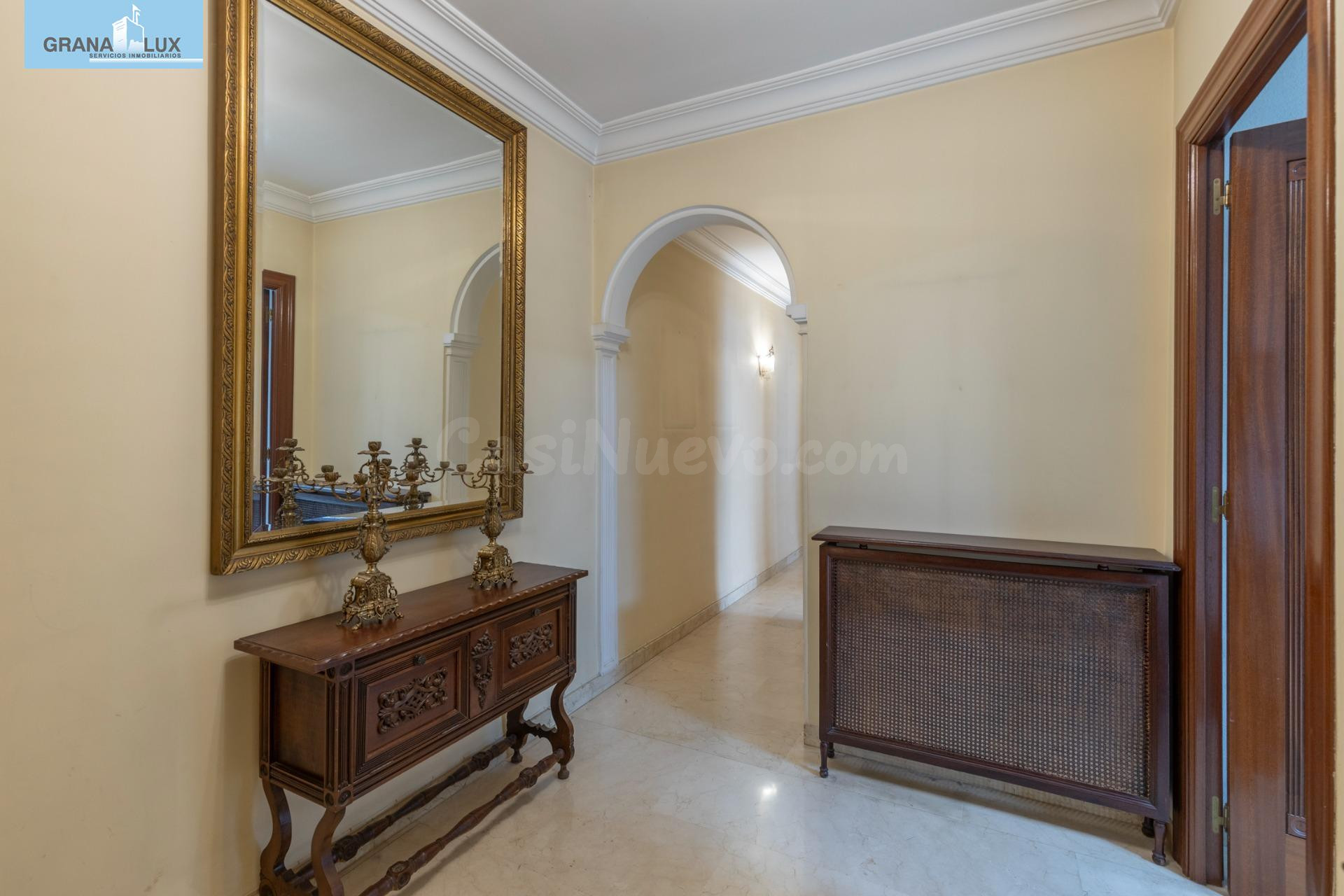Piso en venta en pleno centro de Granada – Planta alta, gara - foto 3