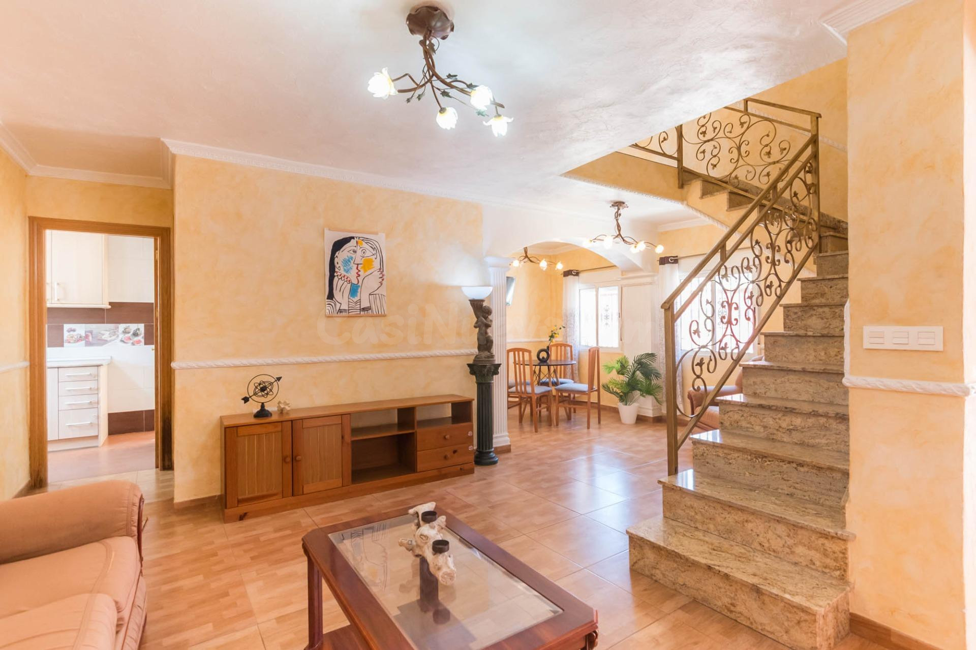 DÚPLEX + VIVIENDA/LOCAL INDEPENDIENTE EN VENTA - LOS BAÑOS D