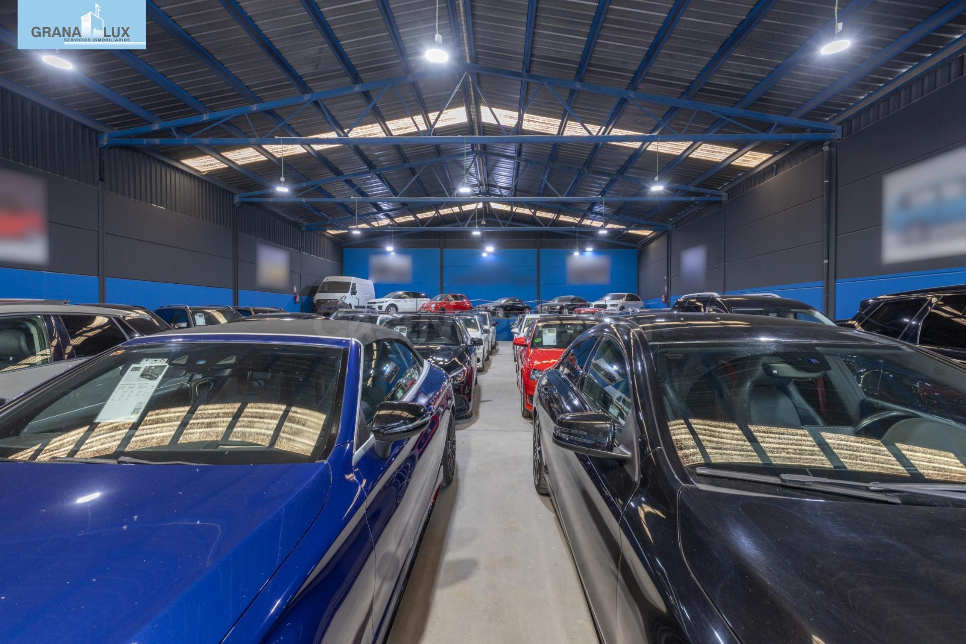 Nave industrial en venta en Atarfe (Granada) | 757 m2 constr - foto 2