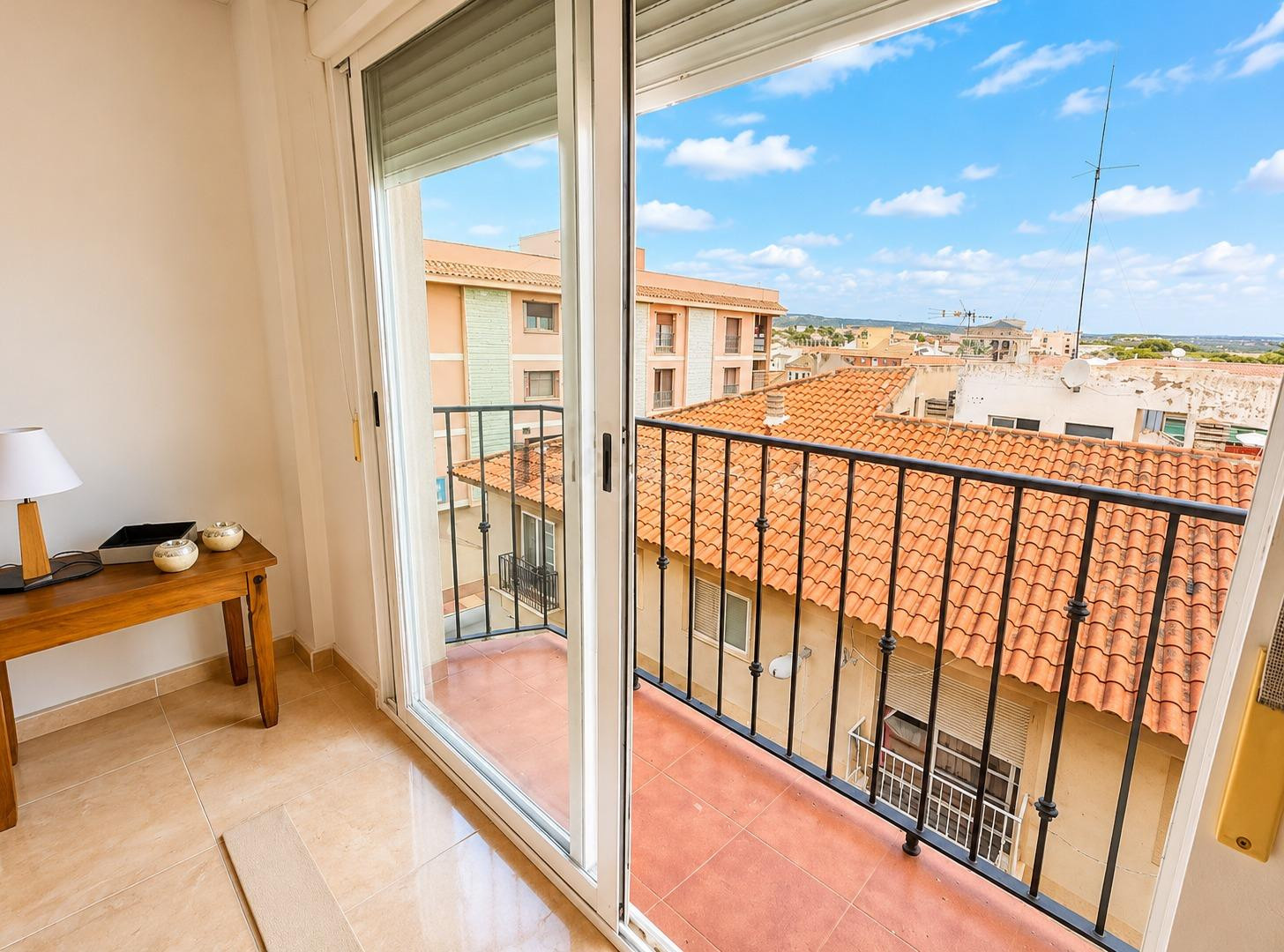 ¡Piso en venta en el centro de Sucina! Luminosidad, tranquil - foto 3