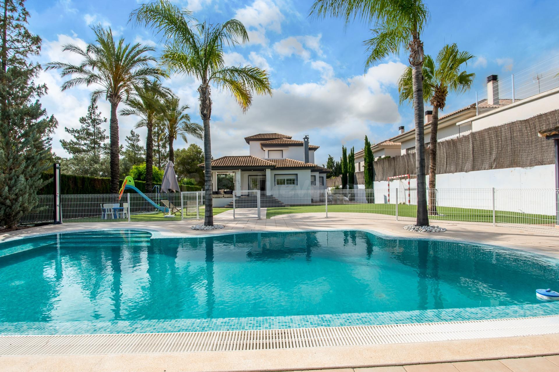 CHALET CON PARCELA DE MAS DE 1000M2 EN LA ALCAYNA - foto 4