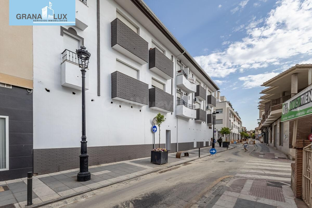 GRAN LOCAL EN EL CENTRO DE OGÍJARES