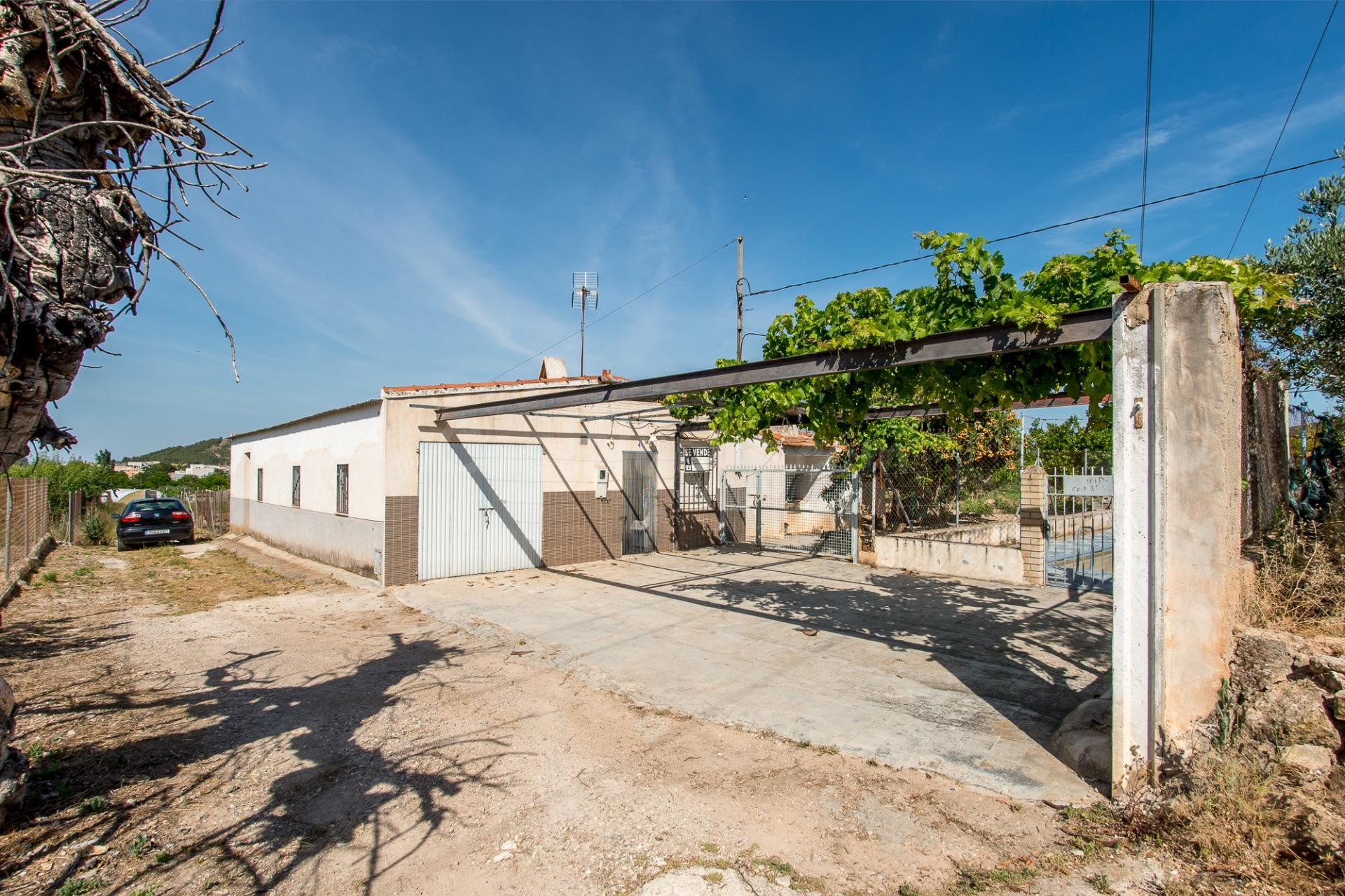 Casa de. campo en finca rustica de mas de 4.000m2 con piscin - foto 4