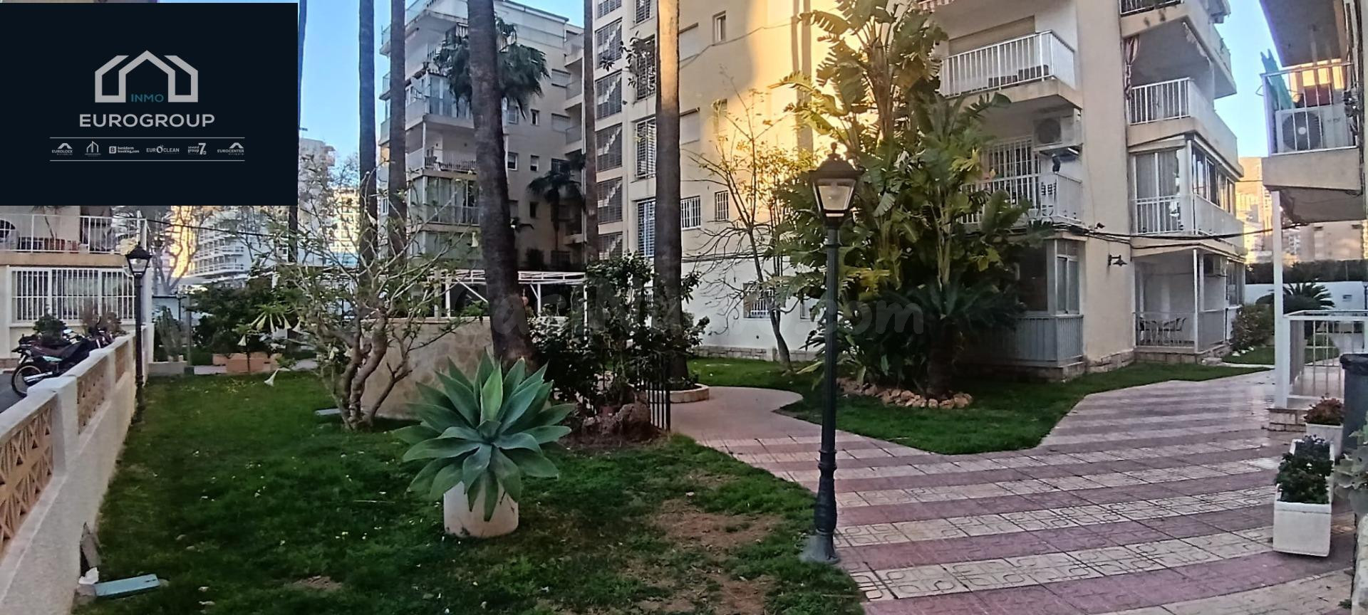 ÁTICO EN PRIMERA LÍNEA DE PLAYA DE LEVANTE CON DOS VIVIENDAS - foto 4