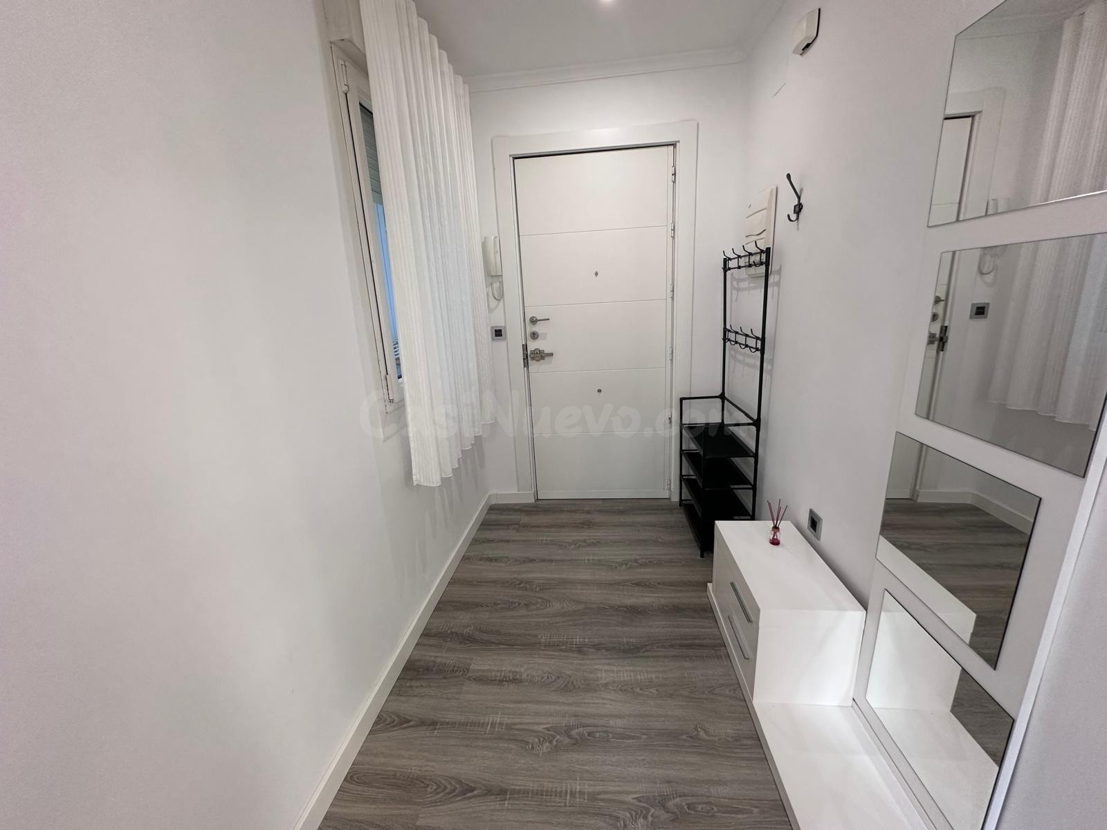 Piso en alquiler en San Nicolás - foto 2