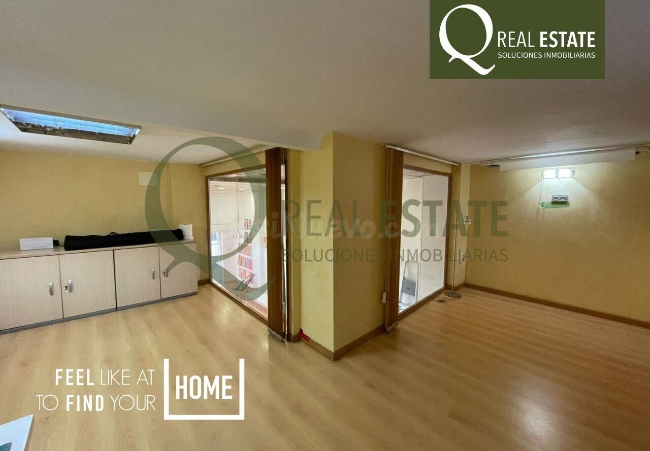 Local tipo Loft en Alicante con doble altura y altillo acris